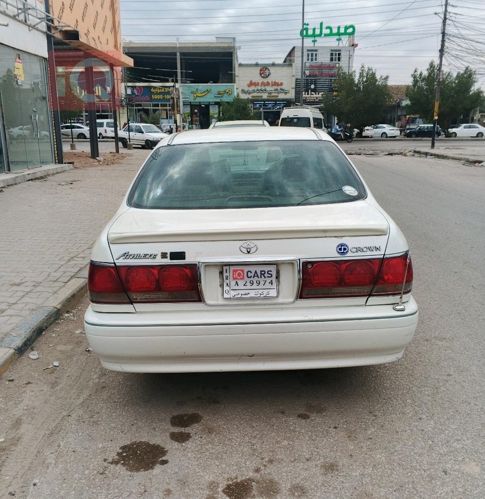 تويوتا كراون